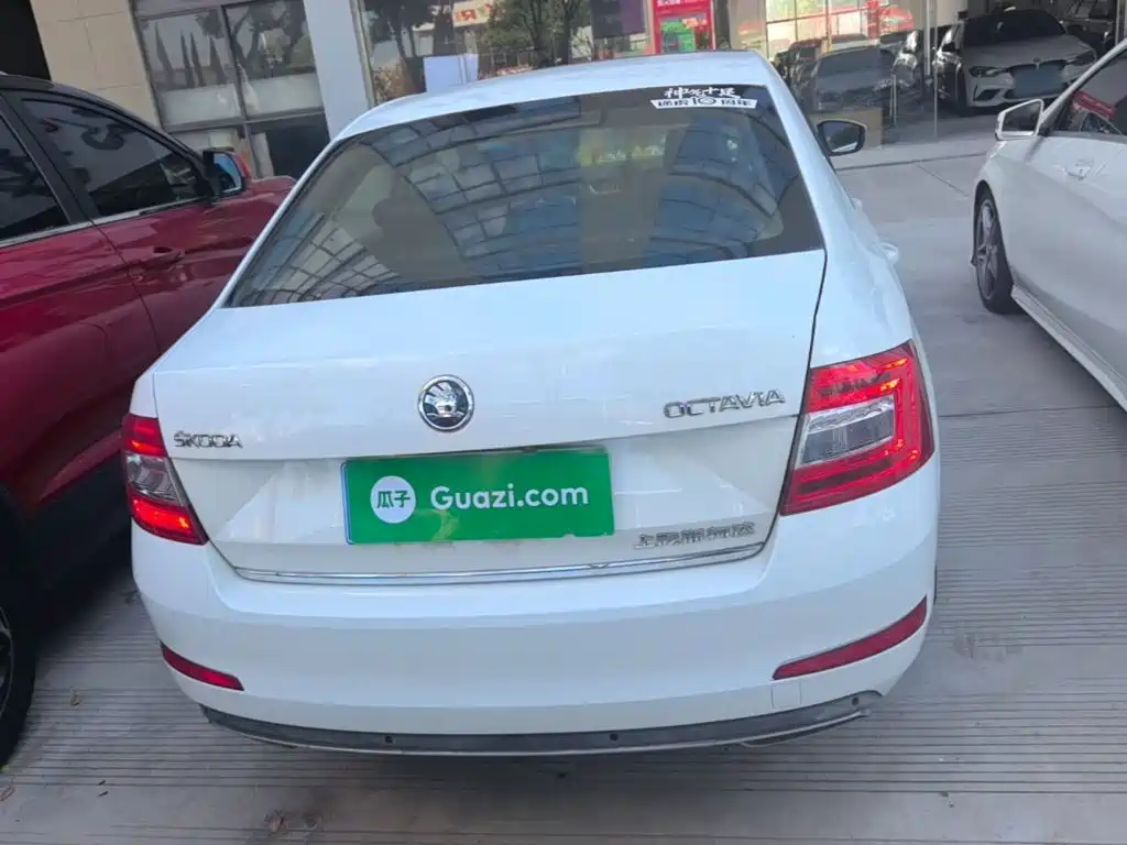 Skoda Octavia — миниатюра 6