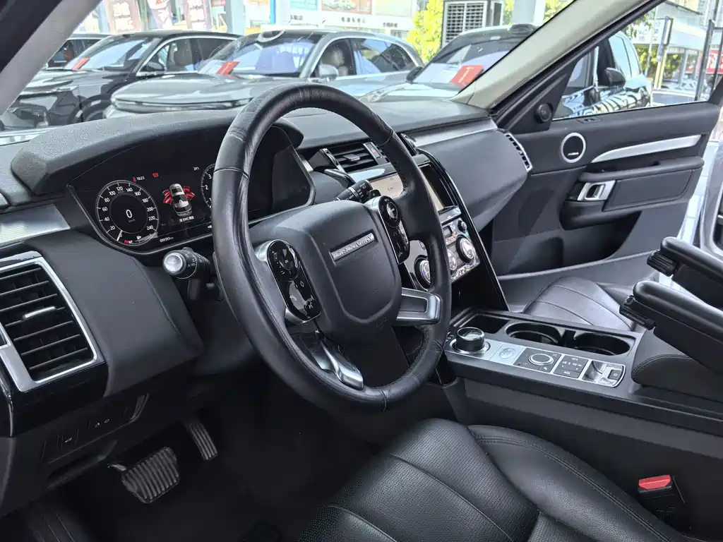 Land Rover Discovery — миниатюра 6