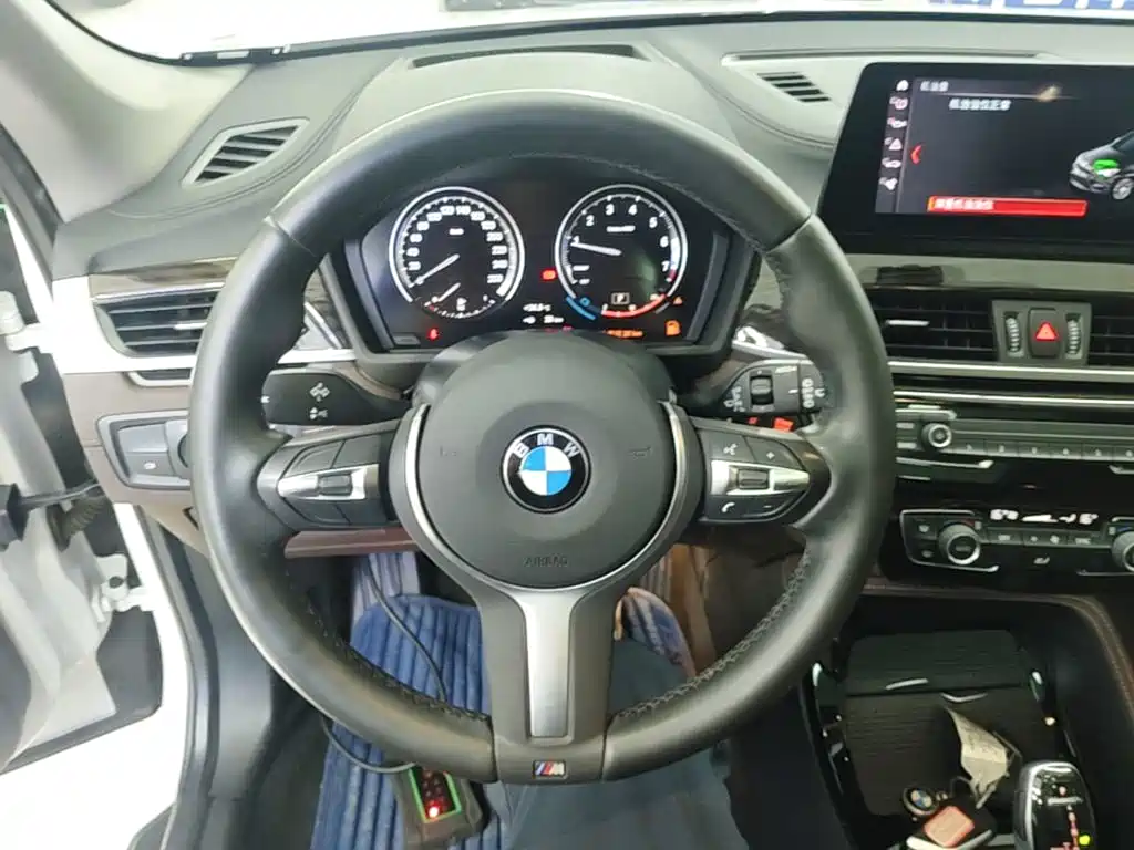 BMW X1 — миниатюра 11