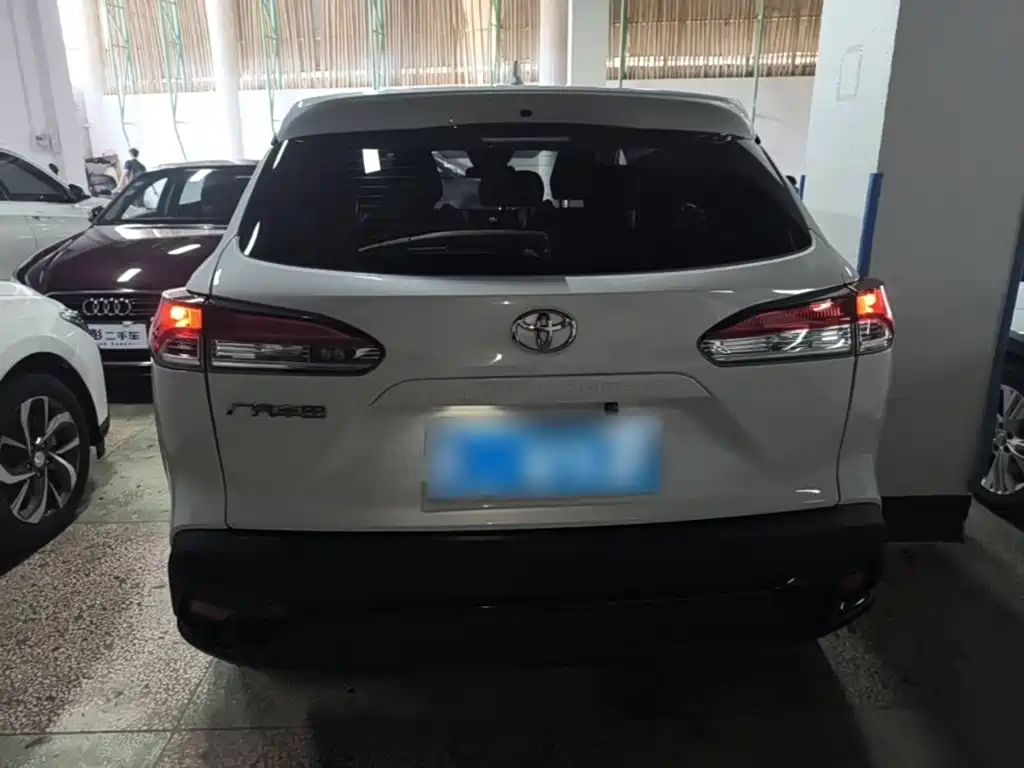 Toyota Frontlander — миниатюра 6
