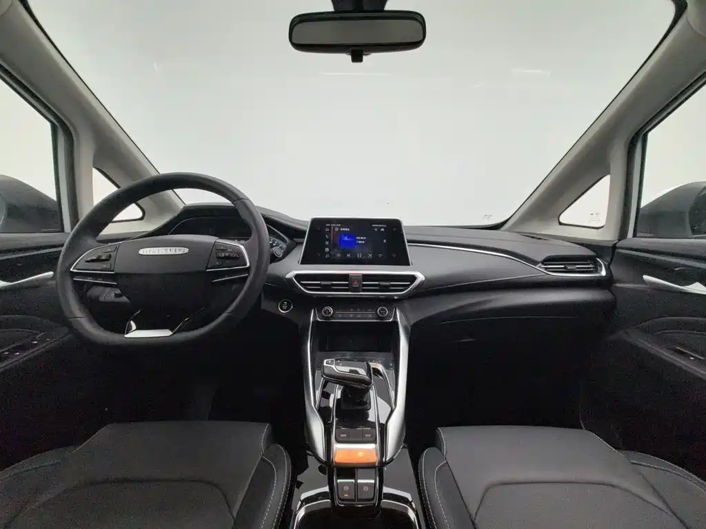 MAXUS Dajia 5 — миниатюра 5