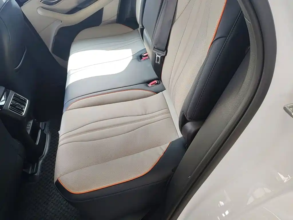 BYD PLUS New Energy — миниатюра 17