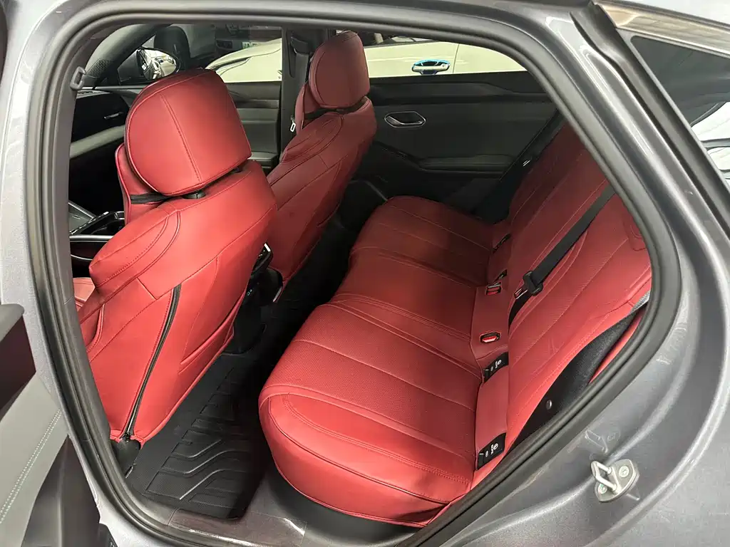 BYD Qin L — миниатюра 10