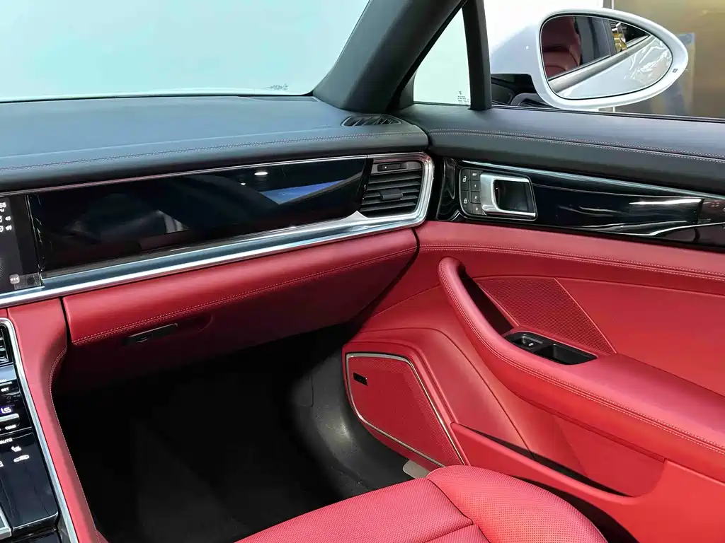 Porsche Panamera — миниатюра 21