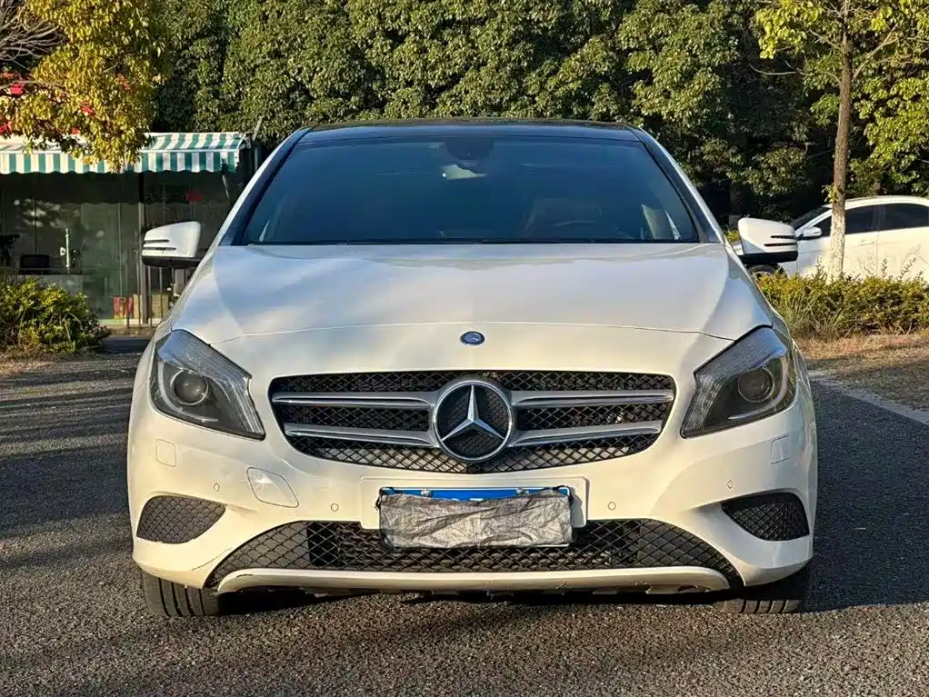 MERCEDES-BENZ A CLASS
