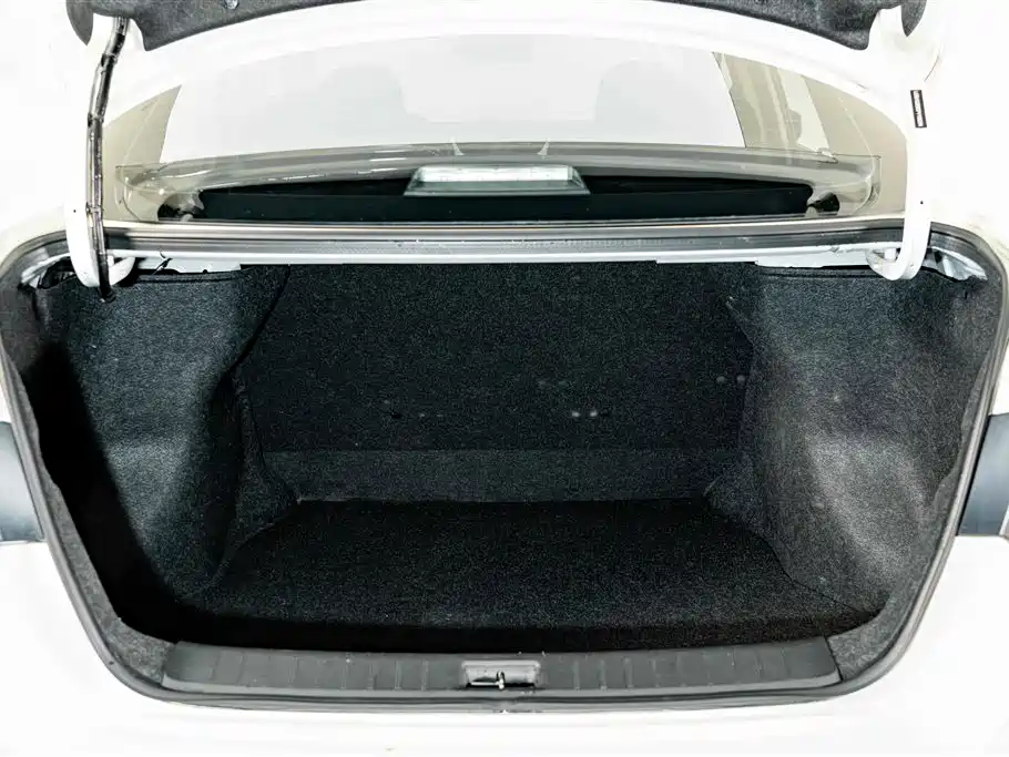 Nissan Sylphy — миниатюра 24