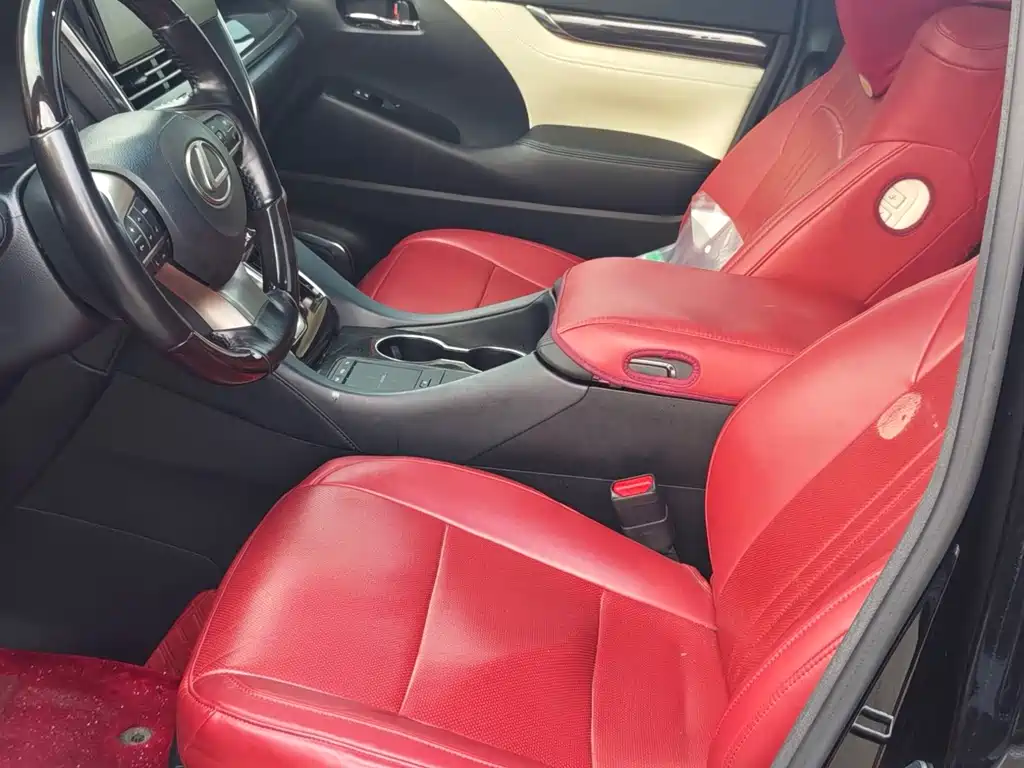 Lexus LM — миниатюра 4