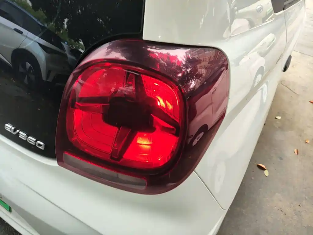 Roewe Clever — миниатюра 8