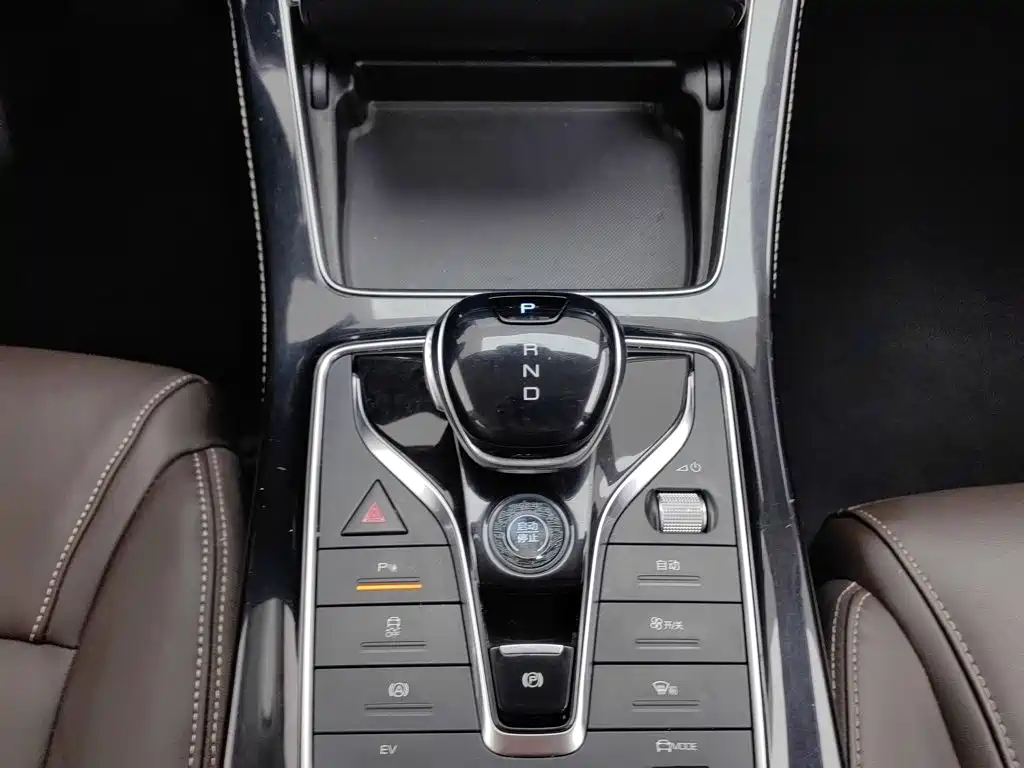 BYD MAX New Energy — миниатюра 13