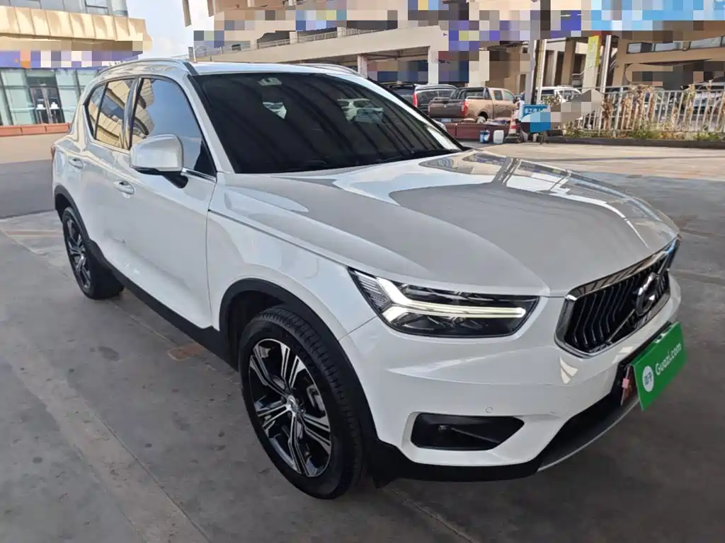 Volvo XC40 — миниатюра 4