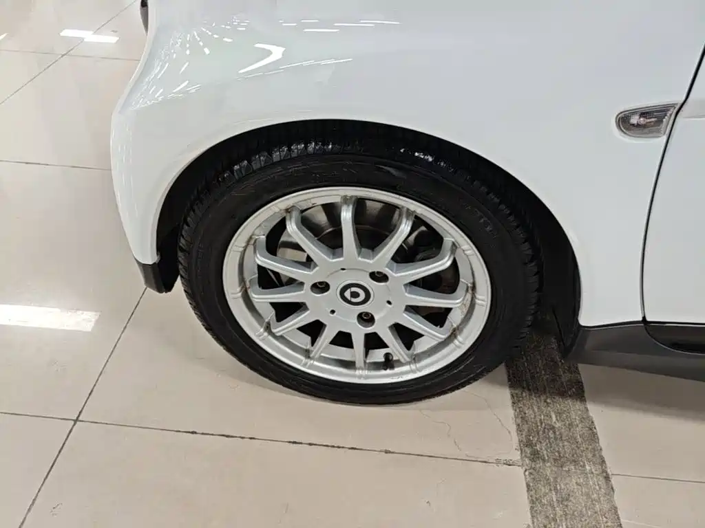 smart Smart Fortwo — миниатюра 23
