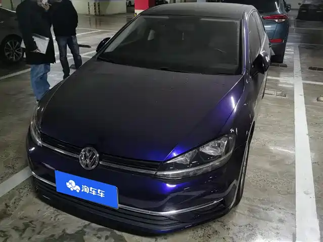 VOLKSWAGEN GOLF 2019