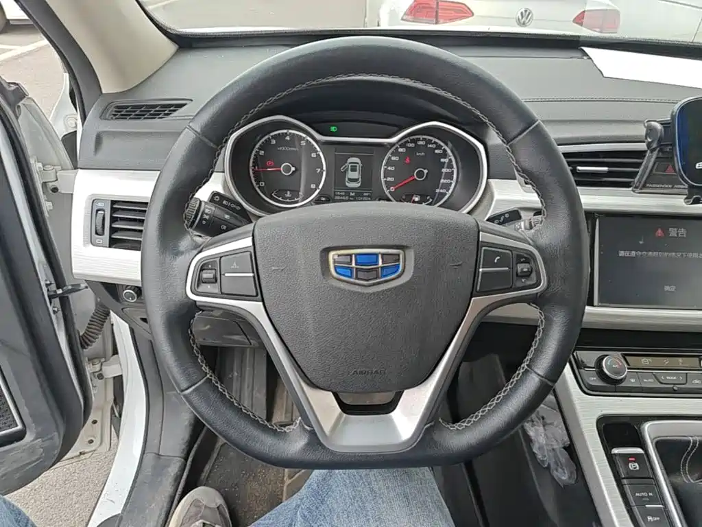 Geely Boyue — миниатюра 7