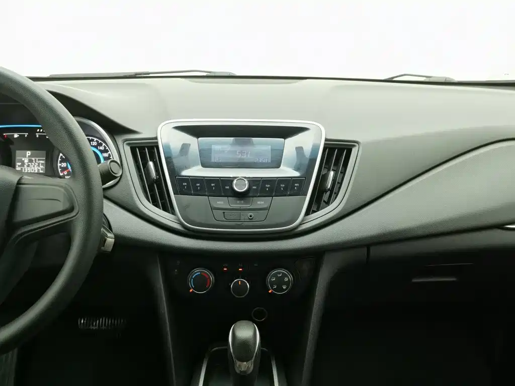 Chevrolet Cavalier — миниатюра 12