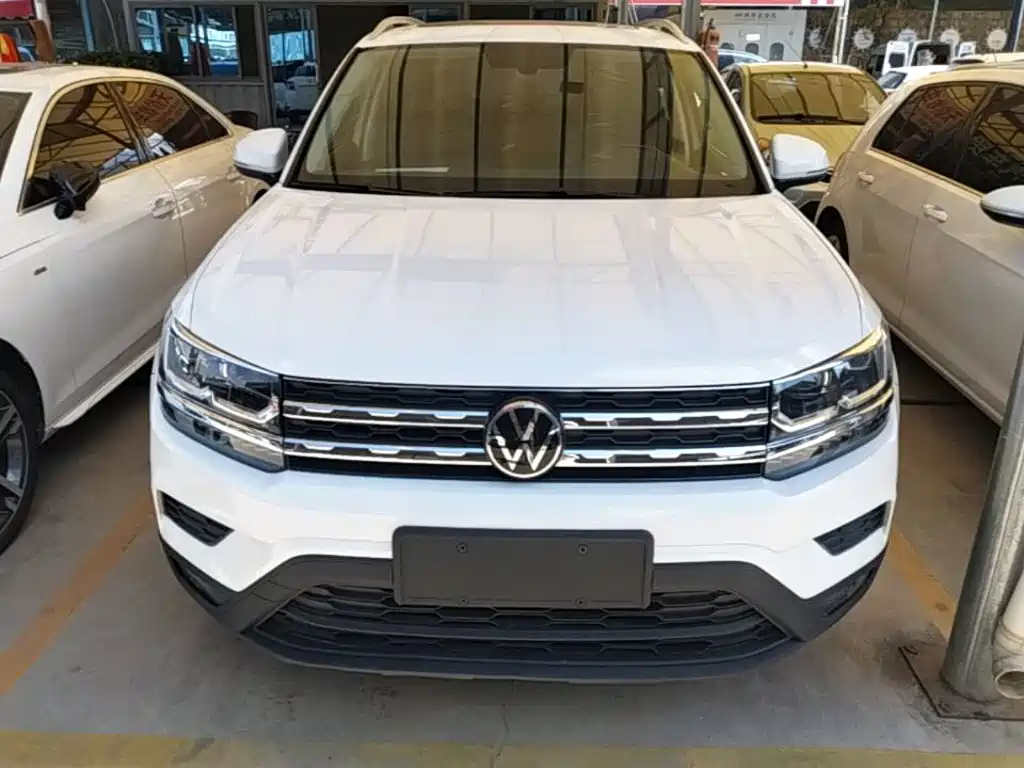 Volkswagen Tharu — миниатюра 3