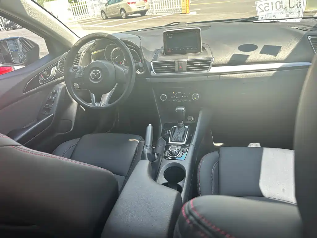 Mazda 3 Axela — миниатюра 6