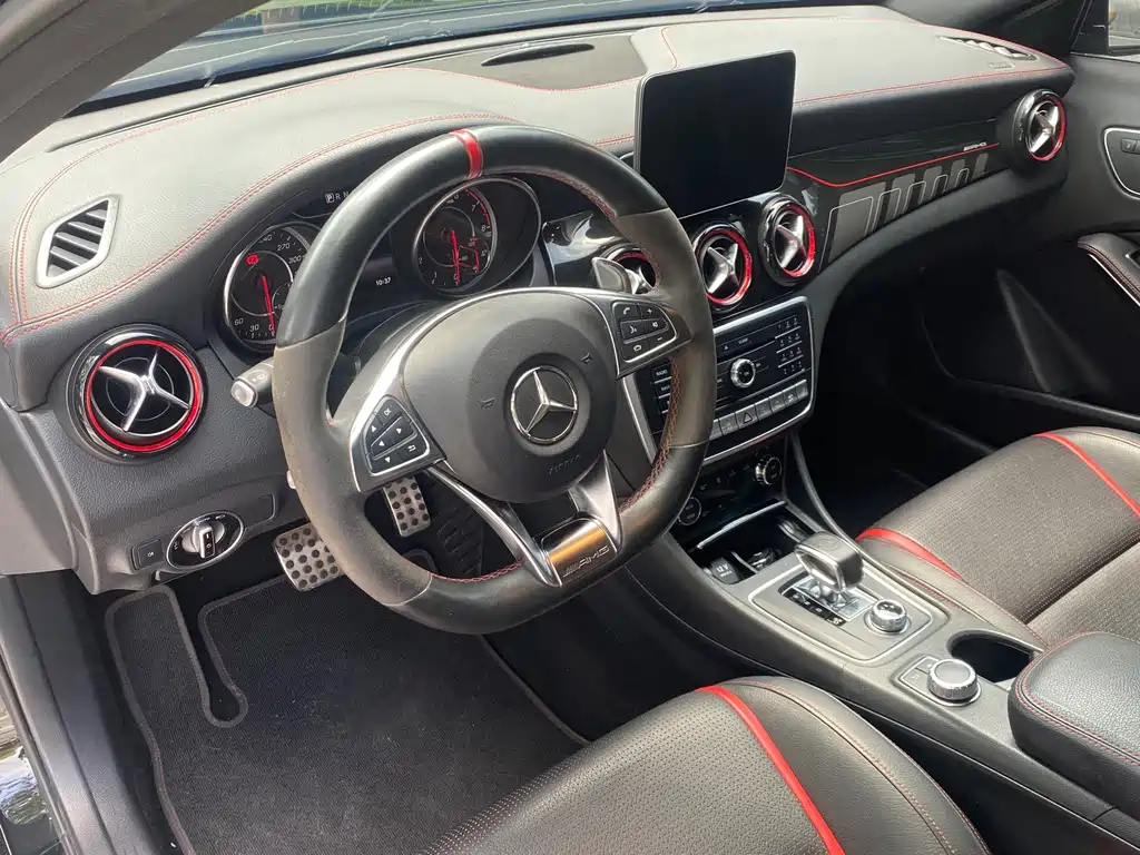 Mercedes-Benz GLA AMG Facelift AMG GLA 45 4MATIC, фото 9