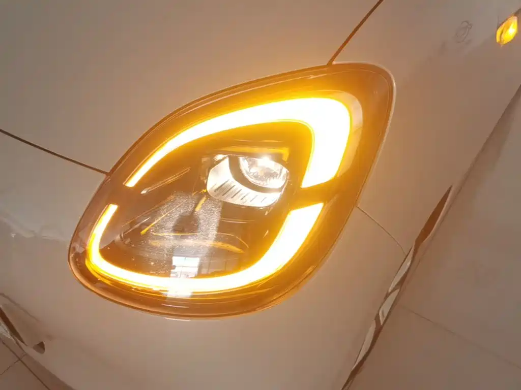 Wuling MINIEV — миниатюра 24