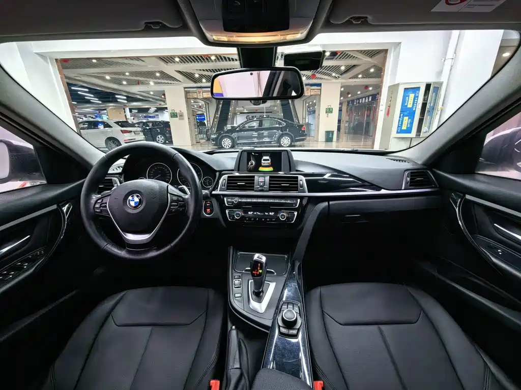 BMW 3 Series — миниатюра 11