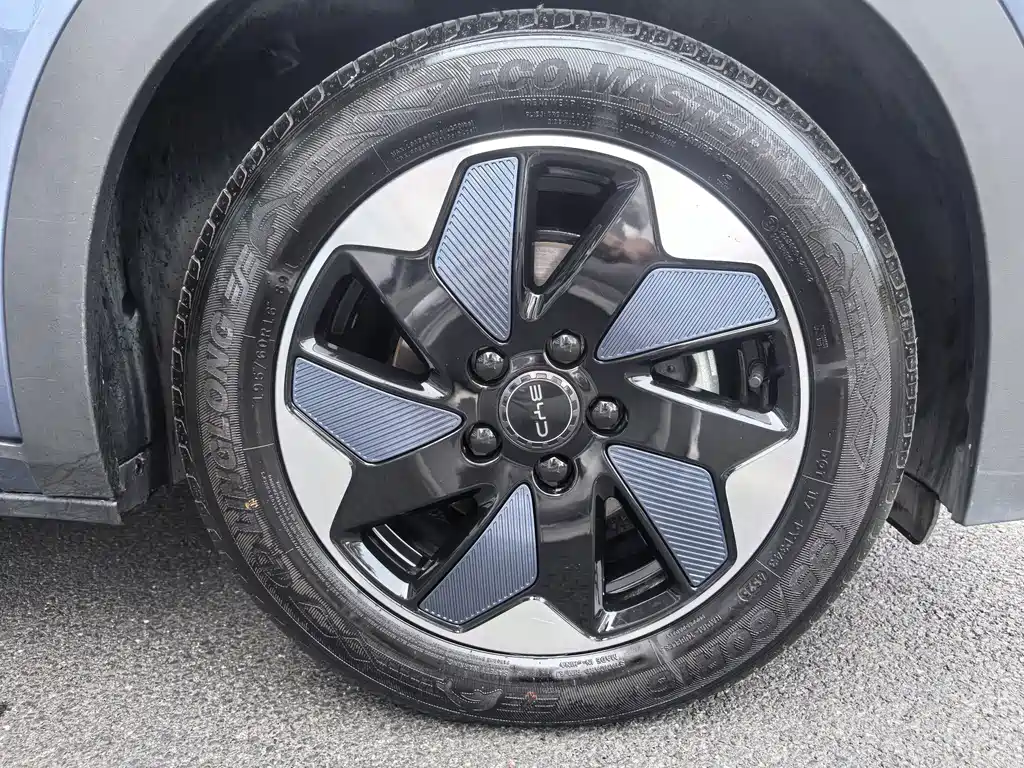 BYD Dolphin — миниатюра 9