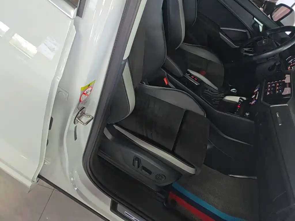 Audi Q3 — миниатюра 25
