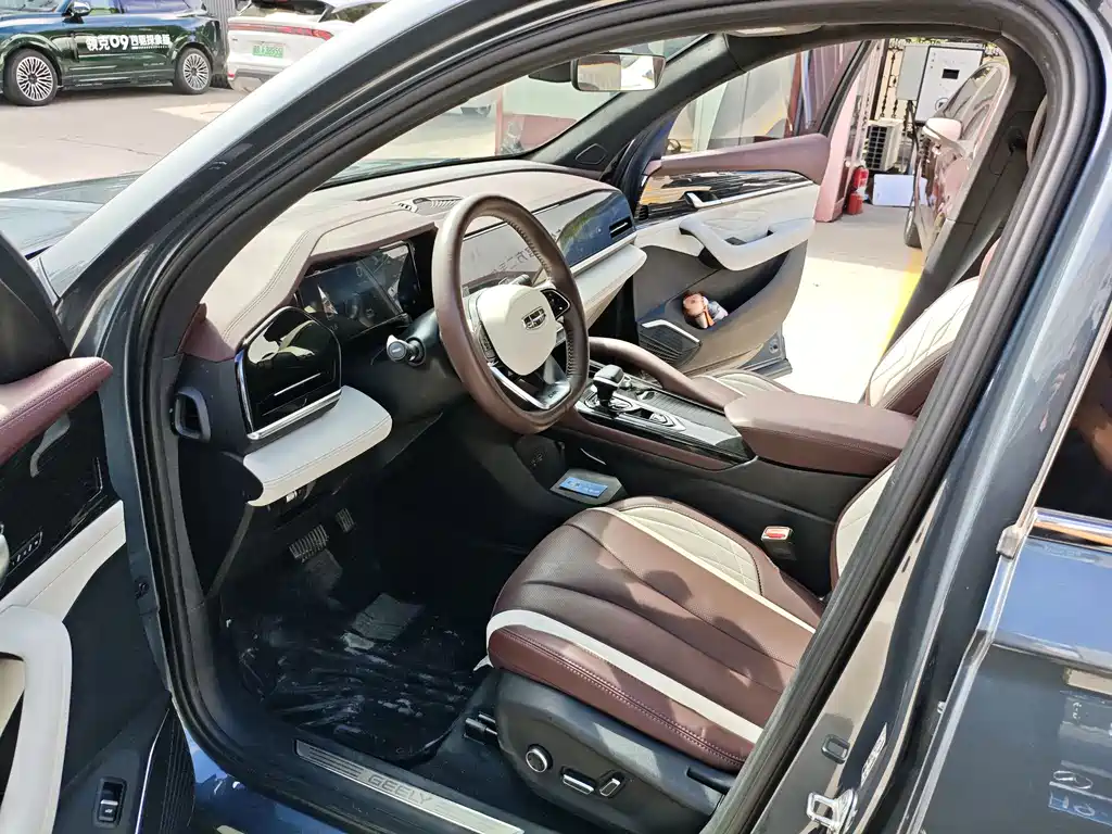 Geely Xingyue L — миниатюра 8