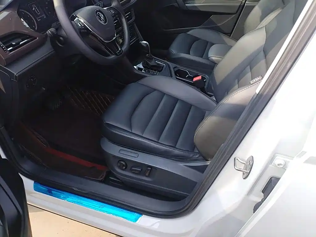 Volkswagen Tharu — миниатюра 15