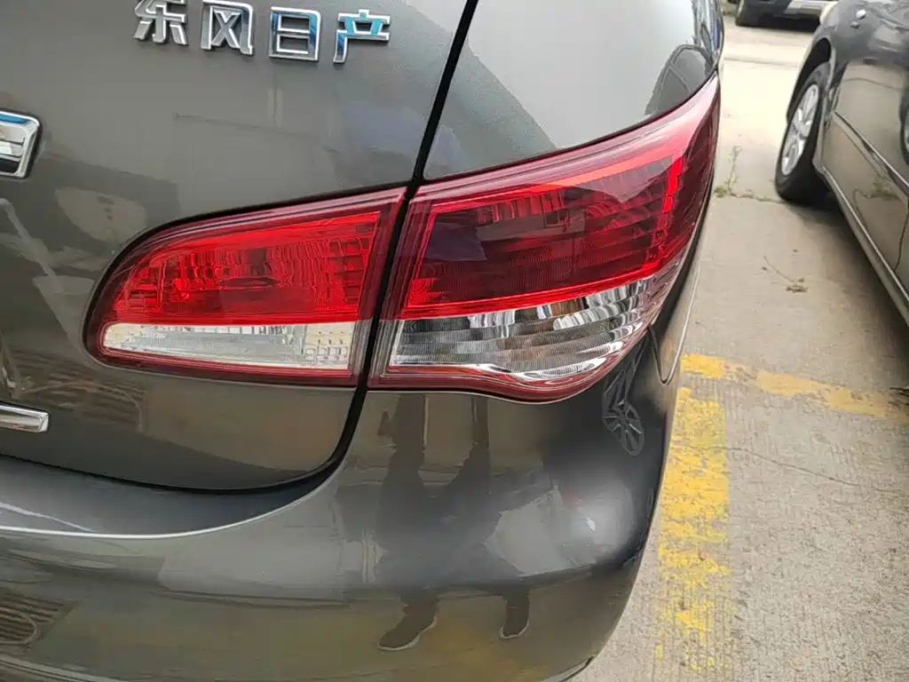 Nissan Sylphy — миниатюра 8