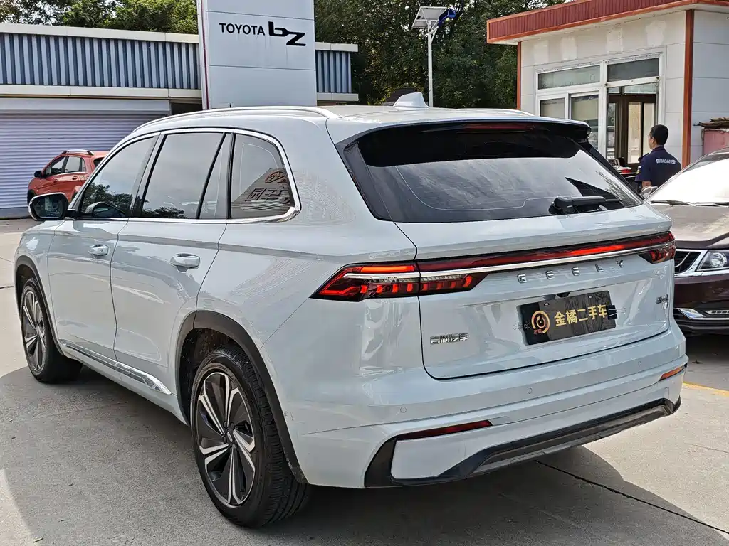 Geely Xingyue L — миниатюра 2