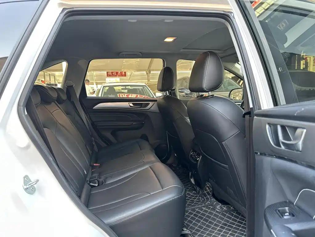 Haval M6 — миниатюра 13