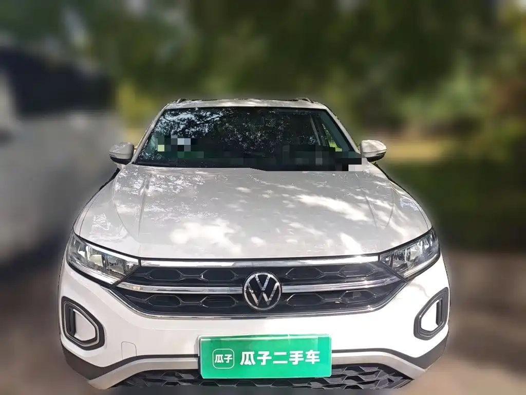 Volkswagen T-Roc — миниатюра 2