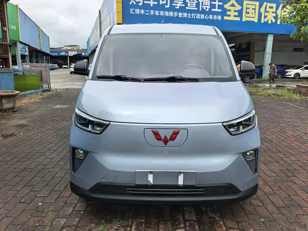 Wuling Yangguang — миниатюра 2