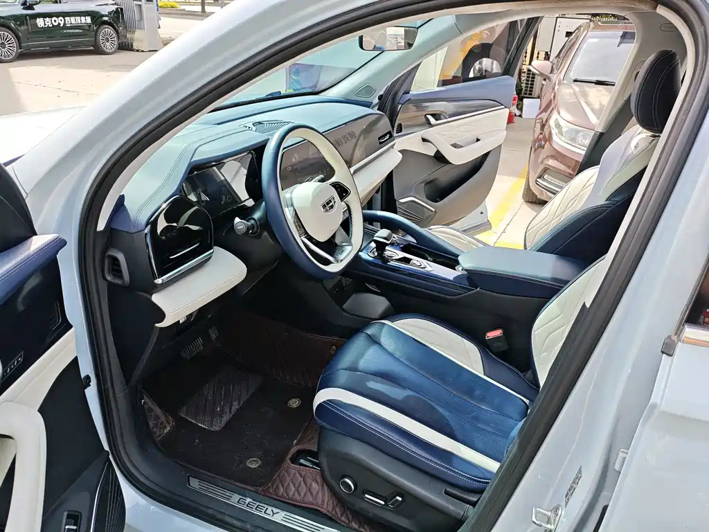 Geely Xingyue L — миниатюра 8