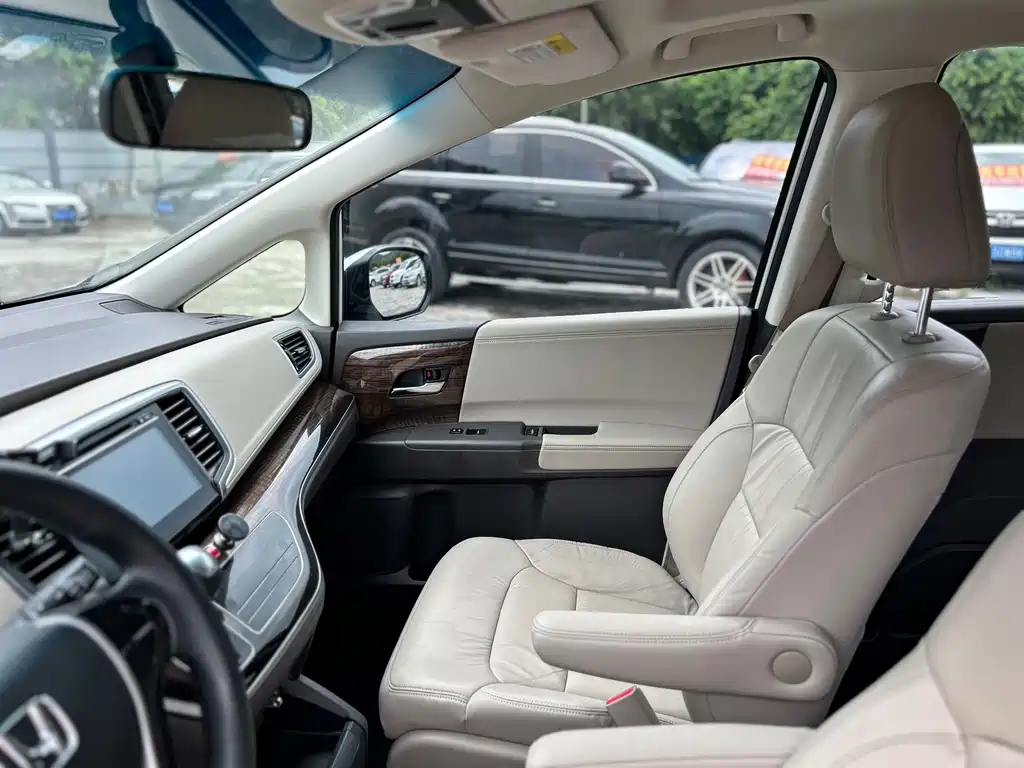 Honda Odyssey — миниатюра 12