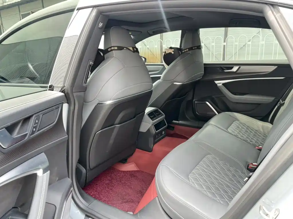 Audi A7L — миниатюра 16