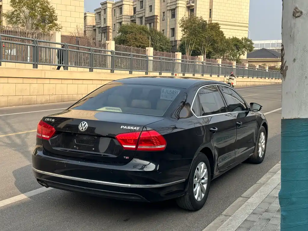 Volkswagen Passat 2014 1.8TSI DSG