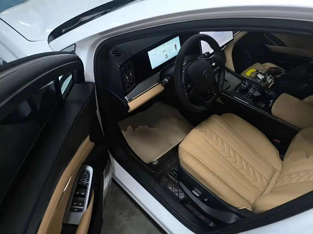 BYD L DM-i — миниатюра 16