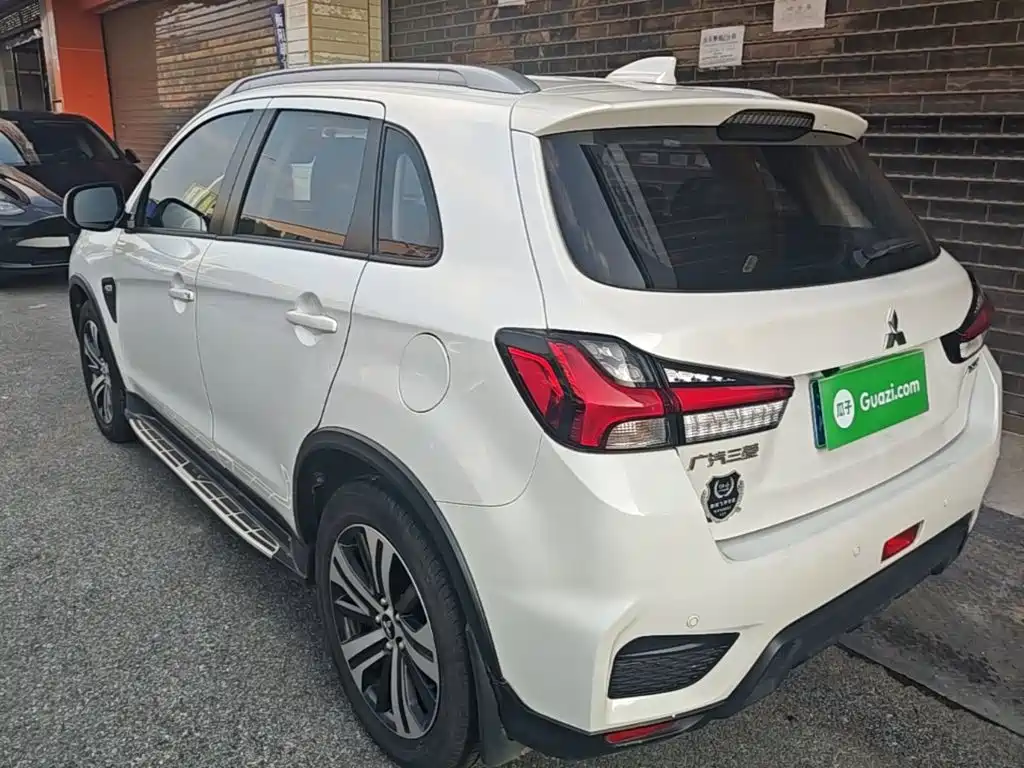 Mitsubishi ASX — миниатюра 5