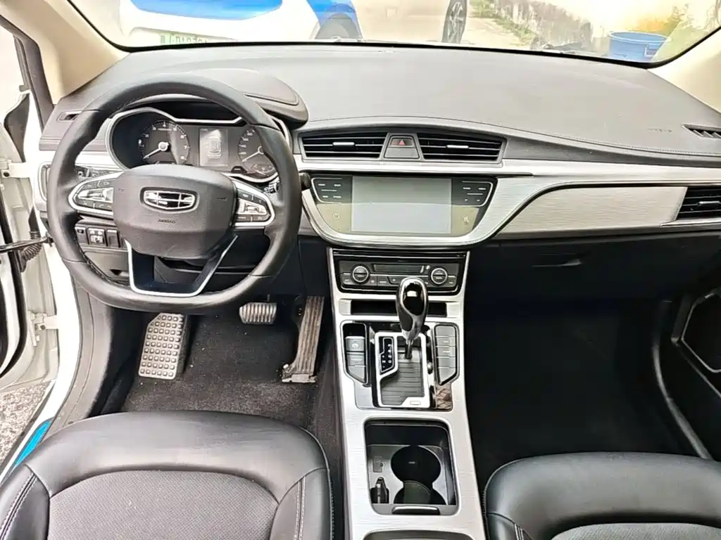 Geely Emgrand GS — миниатюра 10
