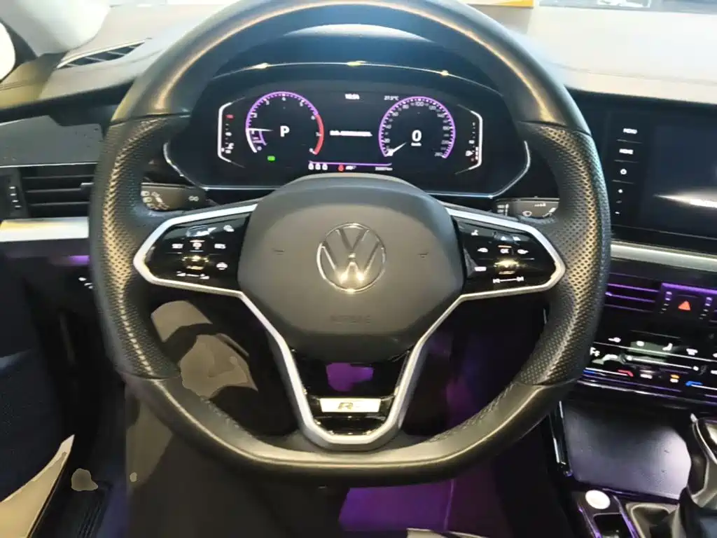 Volkswagen Passat — миниатюра 11