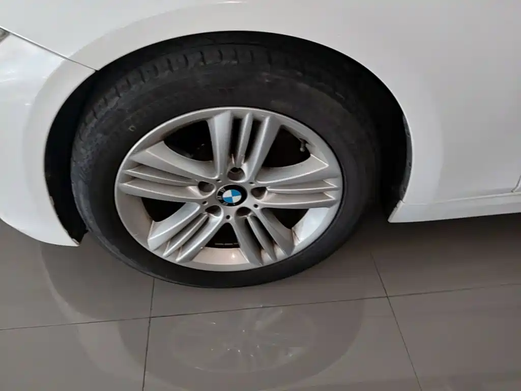 BMW 3 Series — миниатюра 23