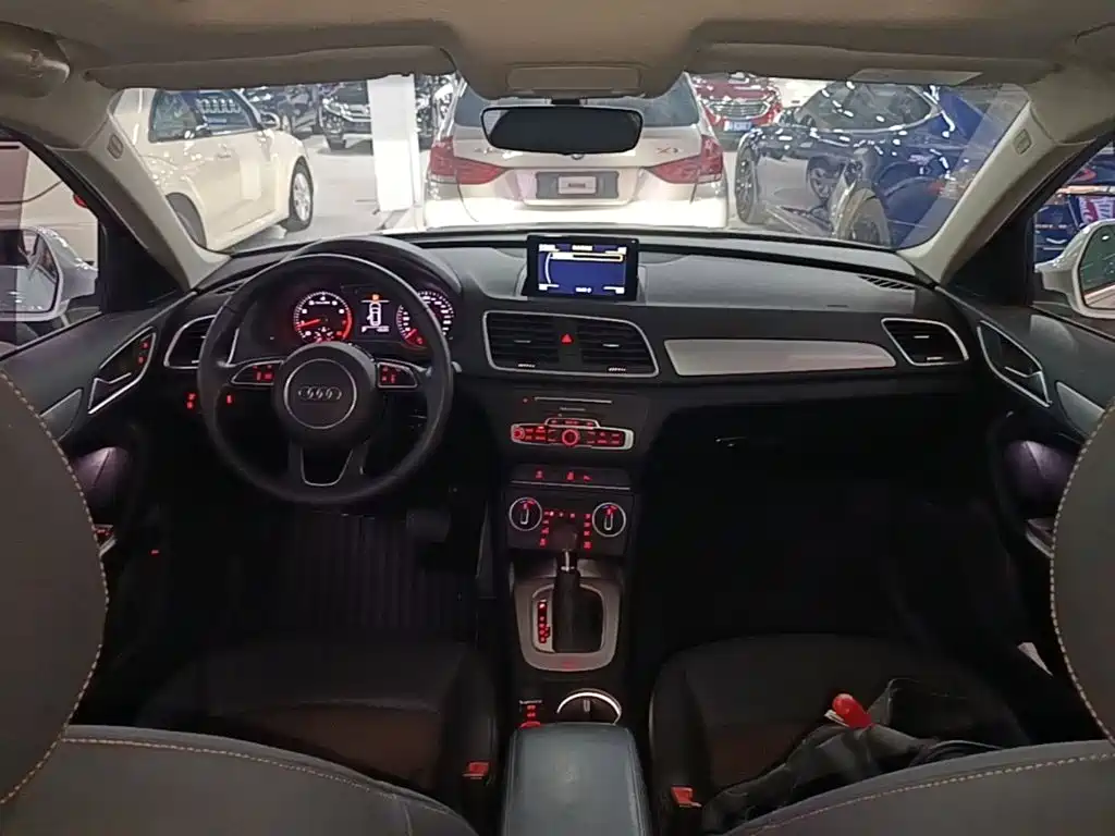 Audi Q3 — миниатюра 10