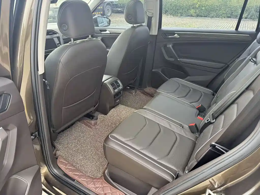 Volkswagen Tiguan L — миниатюра 15