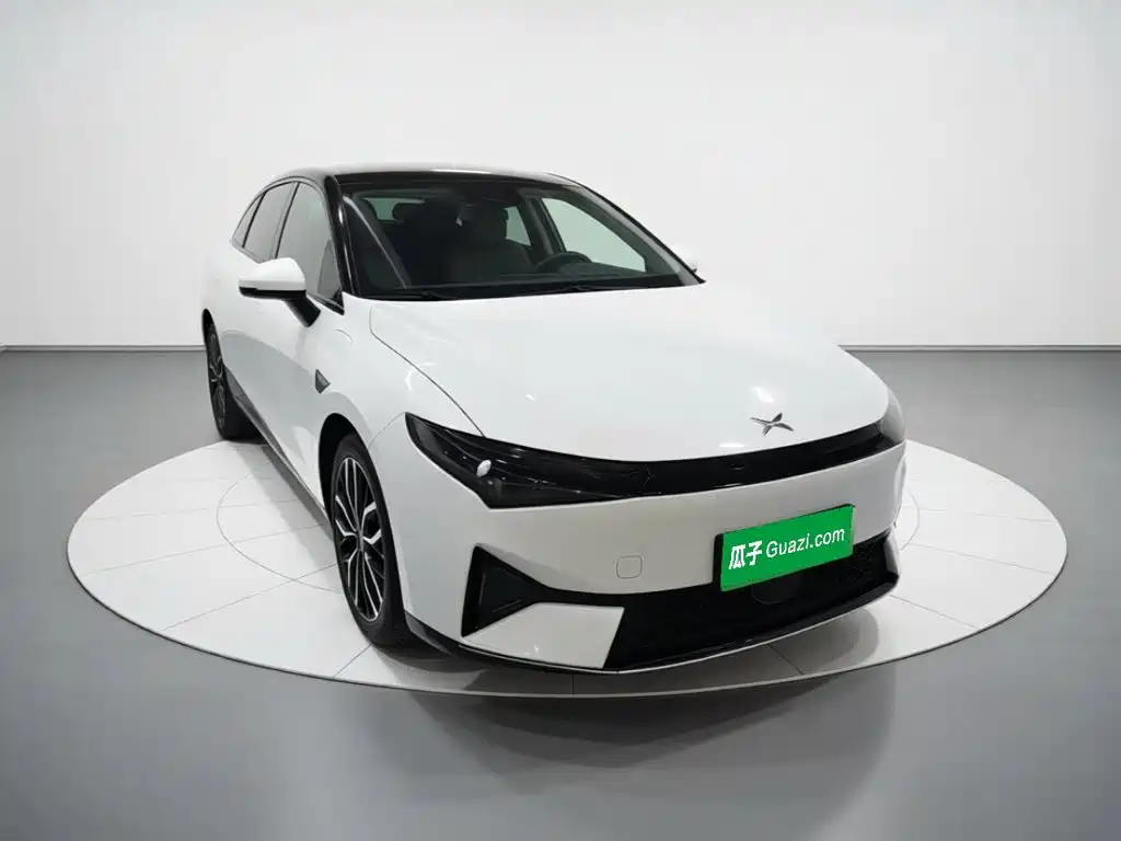 XPeng P5 — миниатюра 3