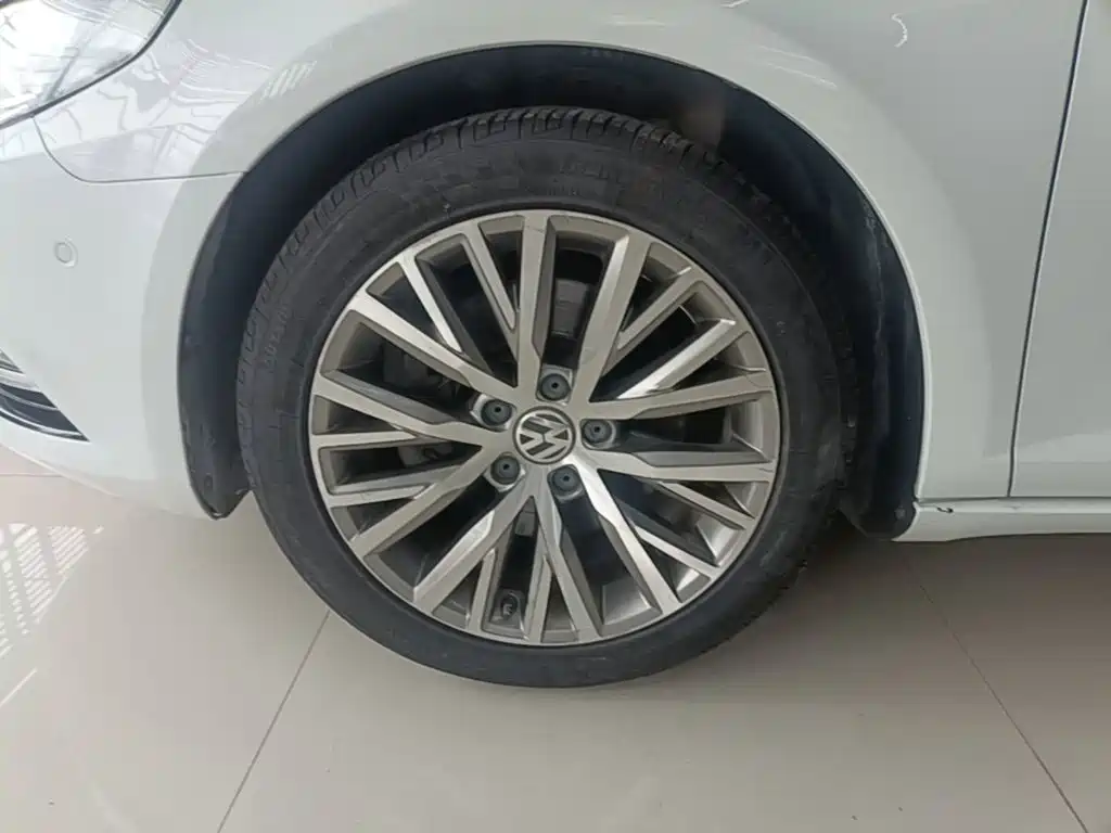 Volkswagen CC — миниатюра 23
