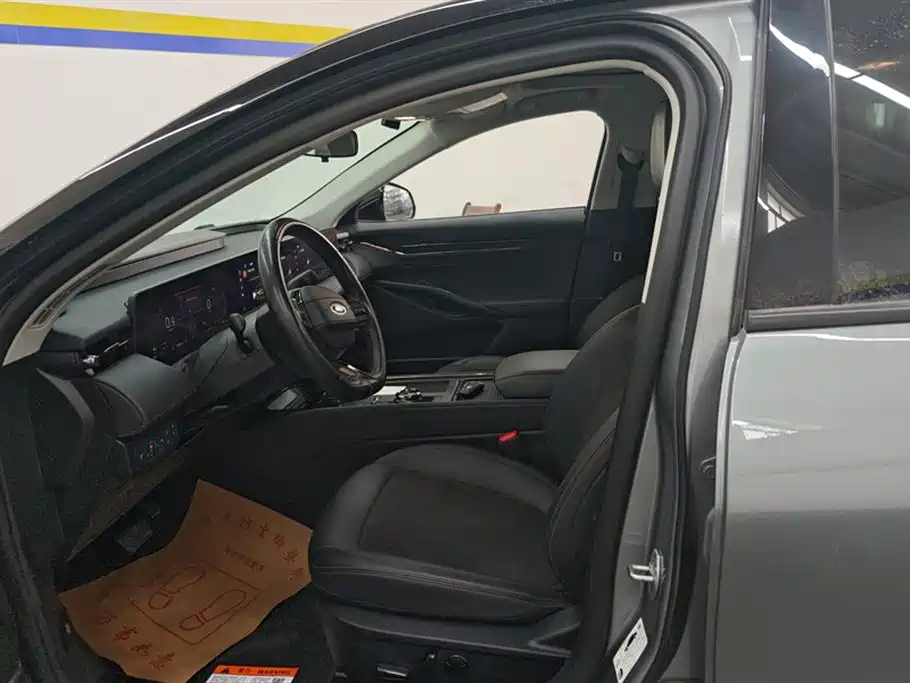 Ford Mondeo 2023 EcoBoost 245 Luxury