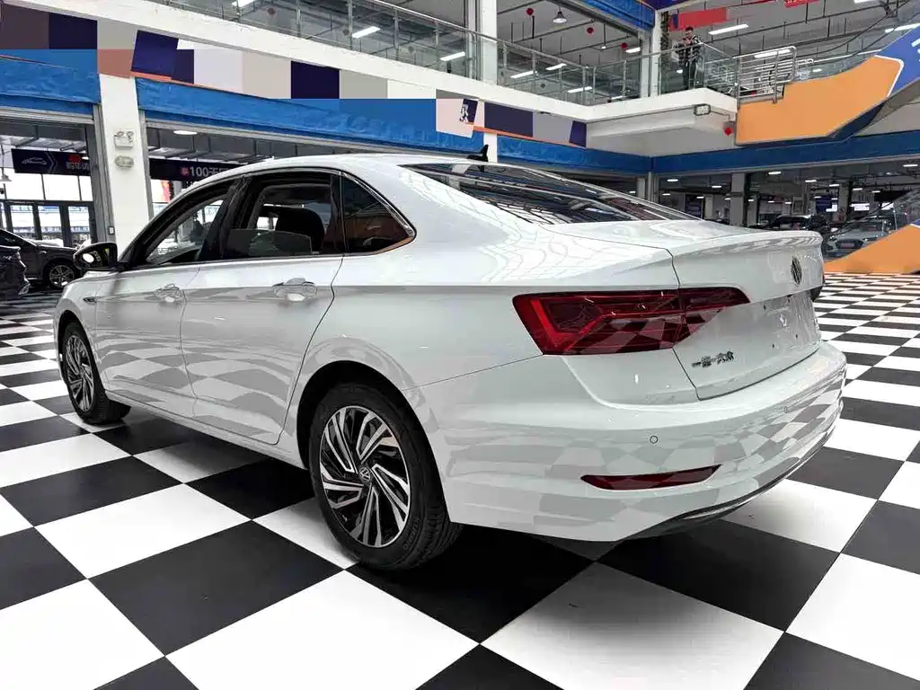 Volkswagen Sagitar — миниатюра 17