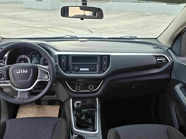Isuzu RE-MAX Ruimai — миниатюра 5