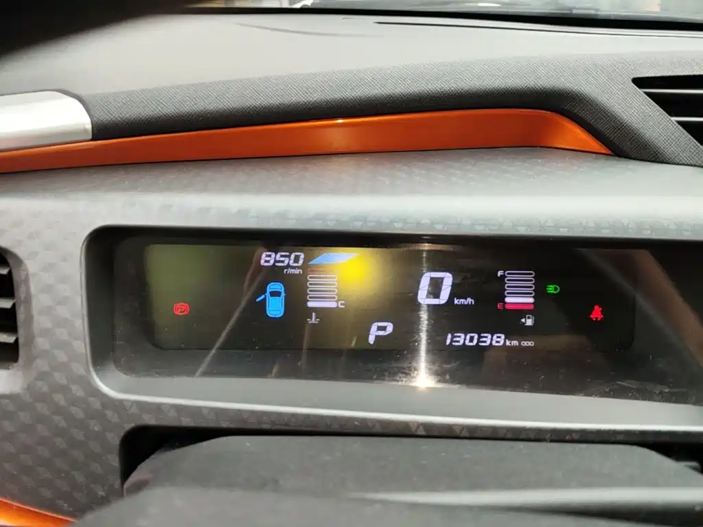 Geely Vision X1 — миниатюра 12