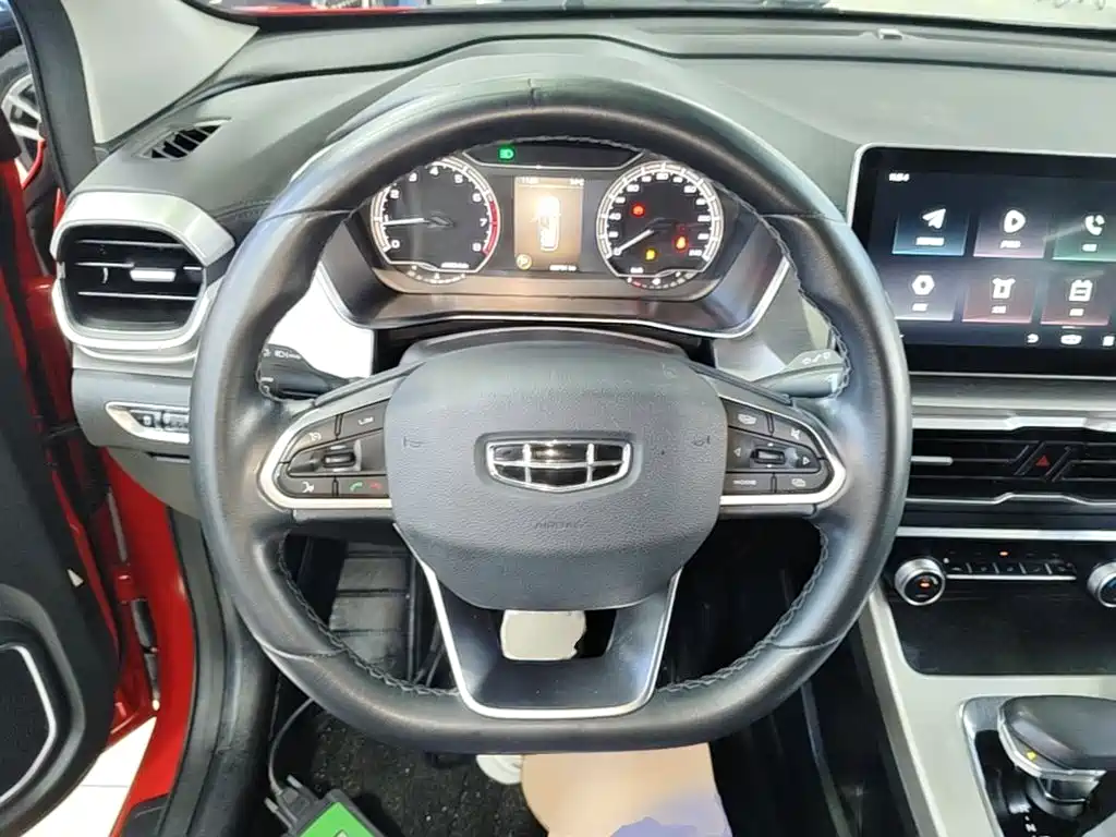 Geely Binyue - фото 11